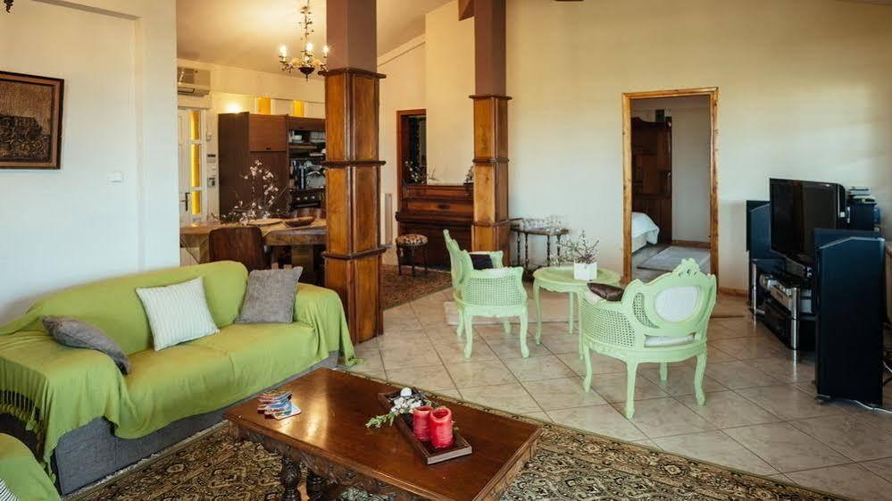 Dafnes Residence Nafplio Eksteriør billede